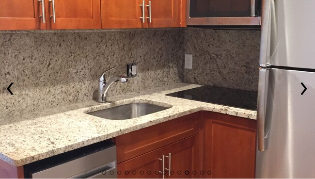 Building Photo - Back Bay 1bed / 1bath for $4500 luxury apa...