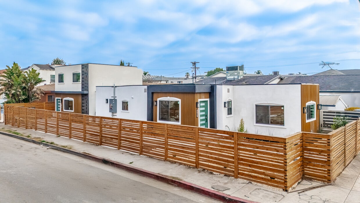 Foto principal - 8629 Guthrie Ave