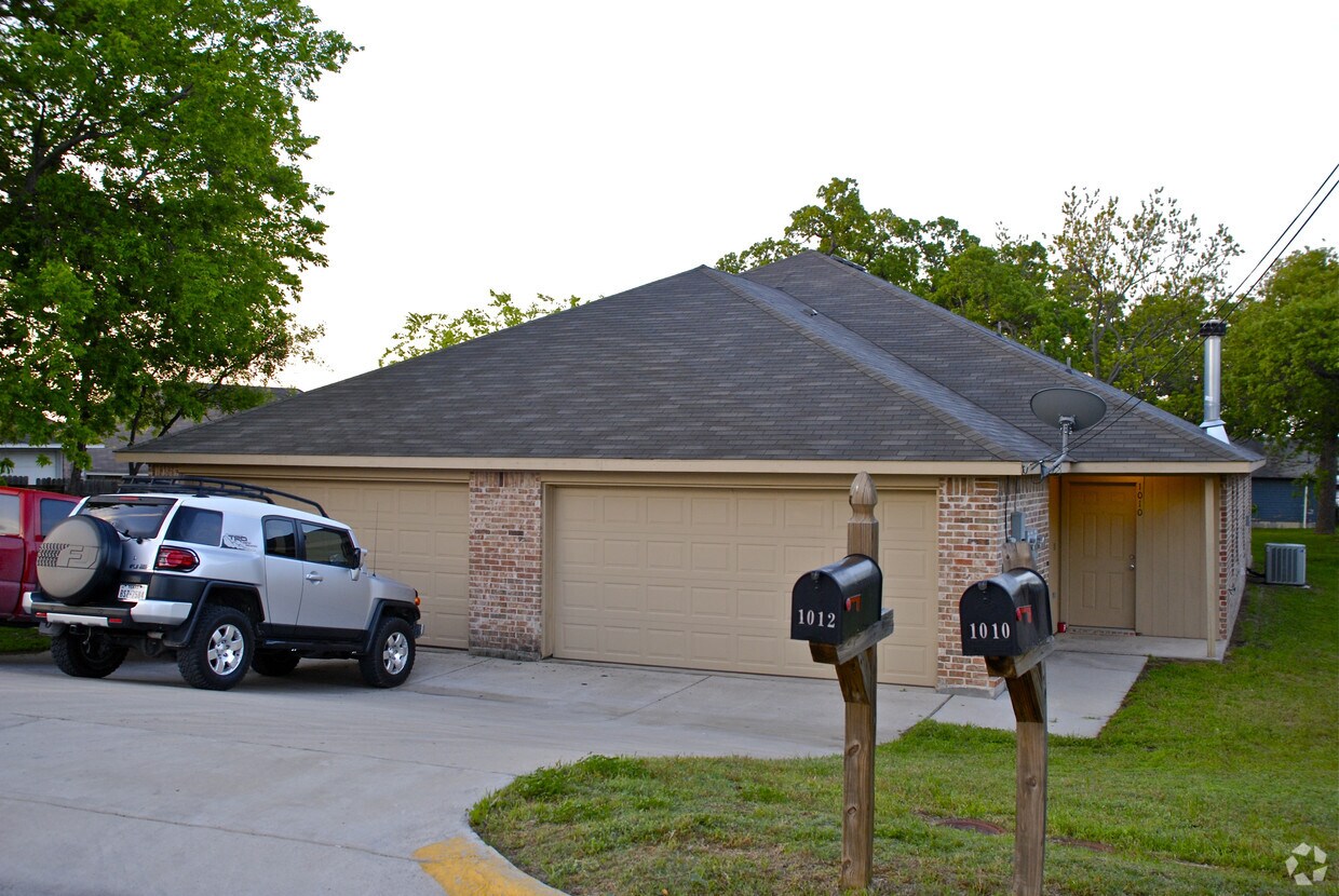 Foto principal - 1010 Jameson St