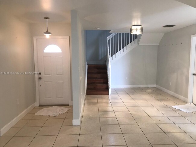 Building Photo - 8750 SW 158th Pl