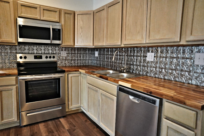 Foto del edificio - 1254 Rhyne Camp Rd
