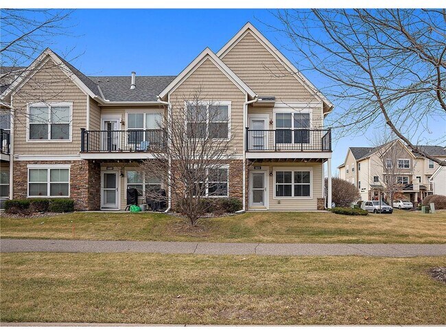 Foto del edificio - 8411 Forestview Ln N