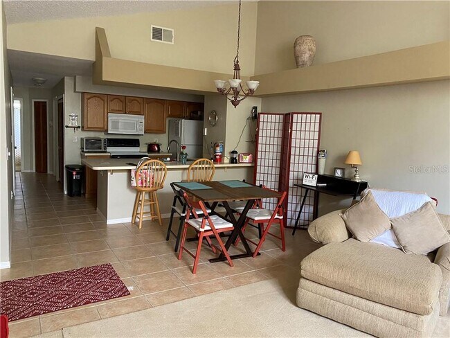 Foto del edificio - 5007 Laguna Bay Cir