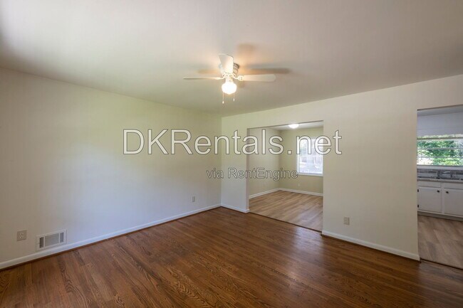 Foto del edificio - 754 Sheffield Rd