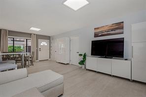 Foto del edificio - 838 189th St