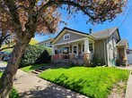 Foto principal - 2434 SE Clinton St