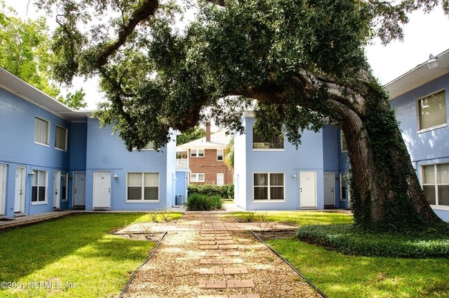 Building Photo - 1606 King St