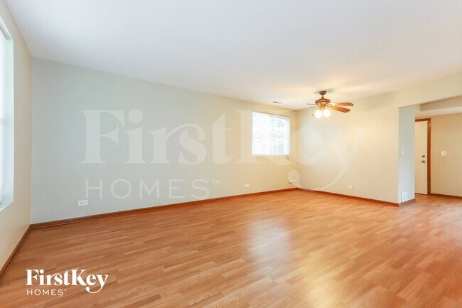 Building Photo - 1662 Park Vista Ln