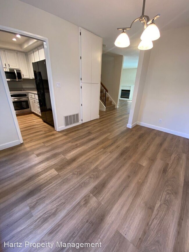 Foto del edificio - 3 br, 2.5 bath House - 533 Churchill Downs...
