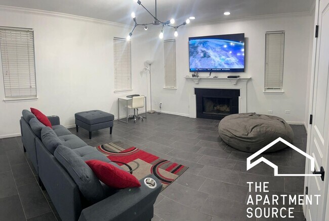 Foto del edificio - 3851 Pathfinder Ln