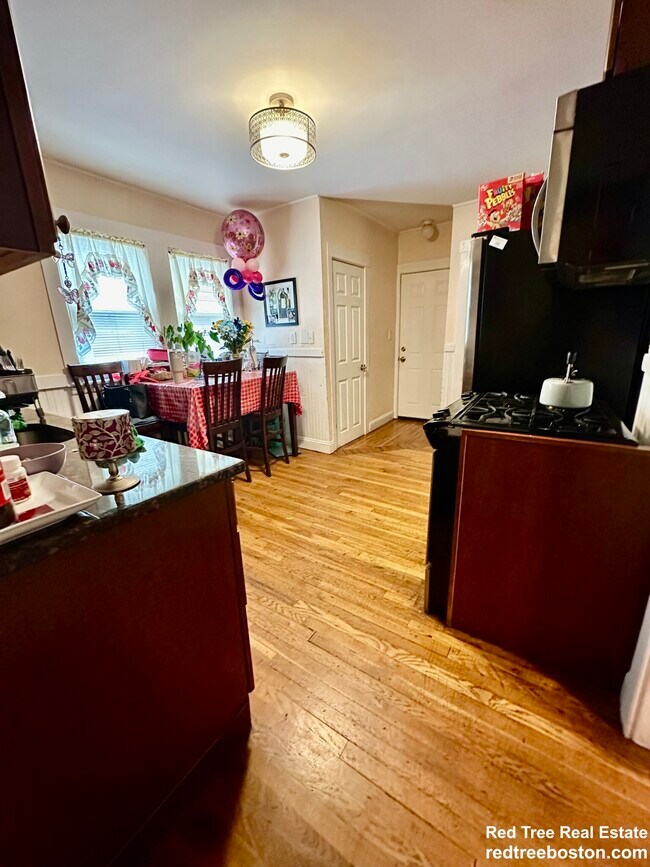 Foto del edificio - 62 Litchfield St