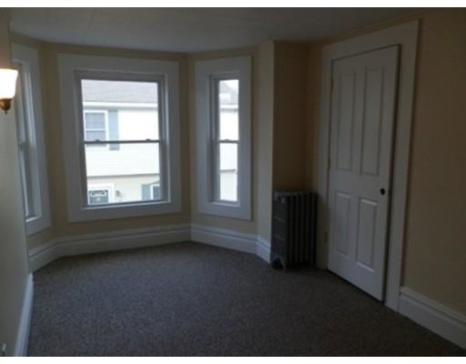 Building Photo - 74 Woburn St