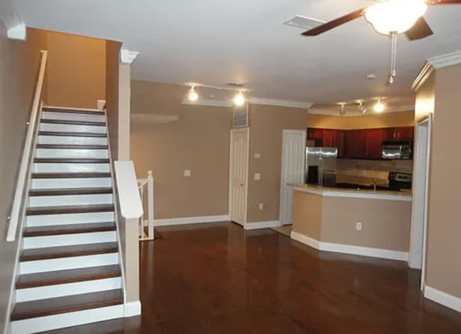 Building Photo - 2941 Shadow View Cir