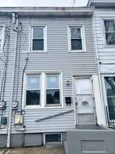Building Photo - 323 Cummings Ave