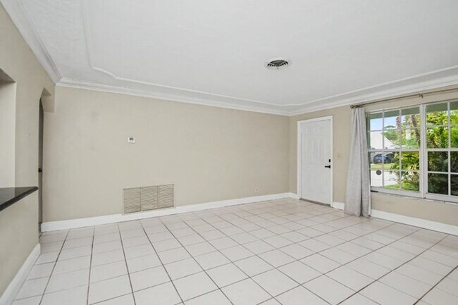 Foto del edificio - 71 18th Ave S