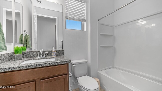 Building Photo - 16159 S 177th Dr