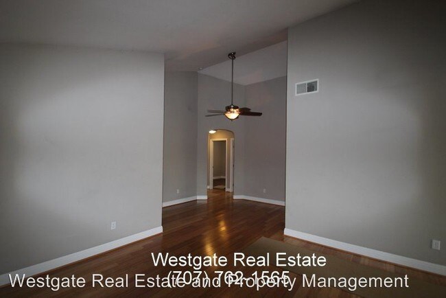 Building Photo - 3 br, 2 bath House - 1513 Mary Place