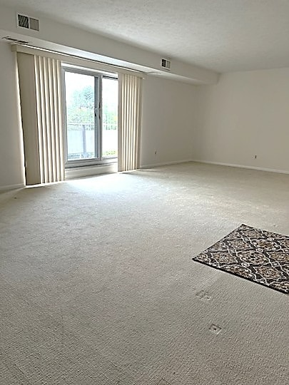 Foto del edificio - 2202 Acacia Park Dr