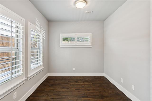Foto del edificio - 4226 Roseland Ave