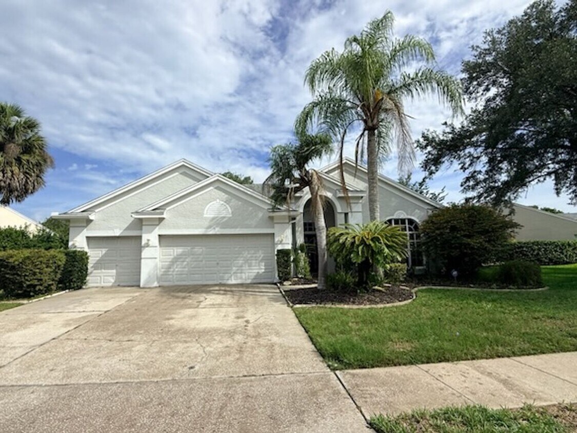 Foto del edificio - 4BR/3BA | Newly Renovated Single Family Home | 1-Car Covered Parking | Inground Pool!