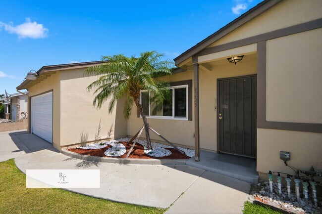 Foto del edificio - 1225 W Glenmere St