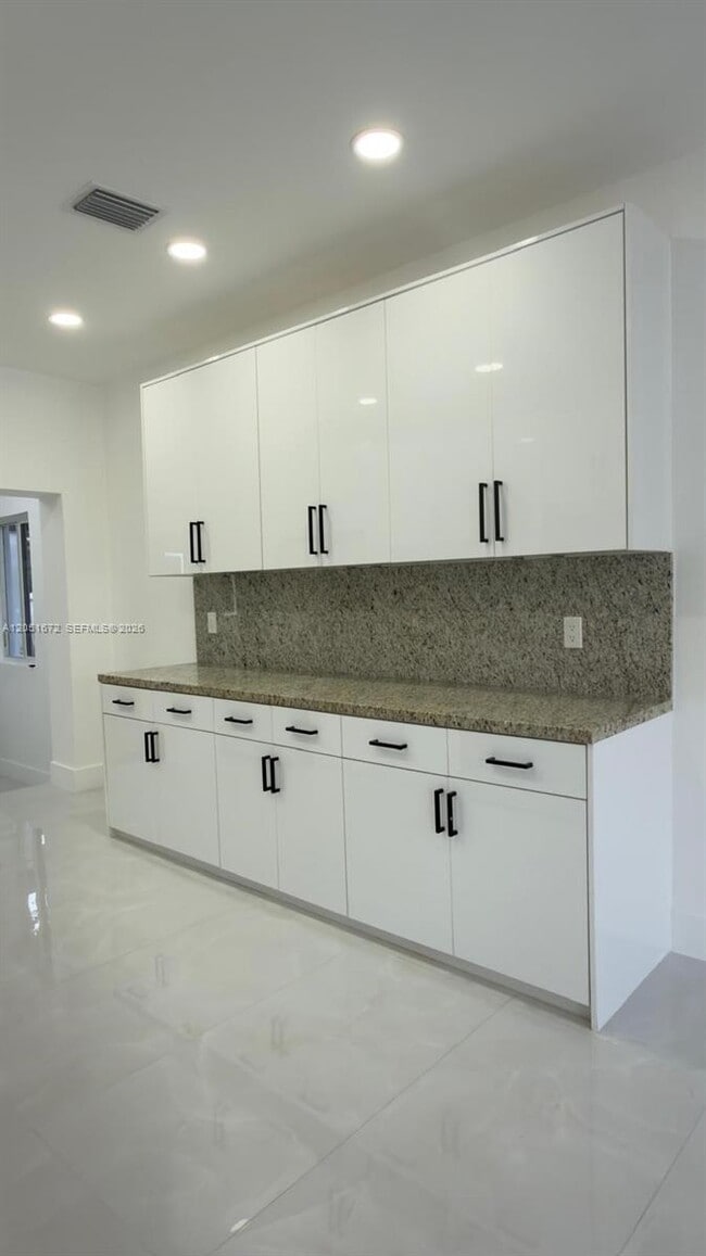 Foto del edificio - 2480 NW 87th Terrace