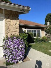 Building Photo - 1637 Bronze Knoll Rd