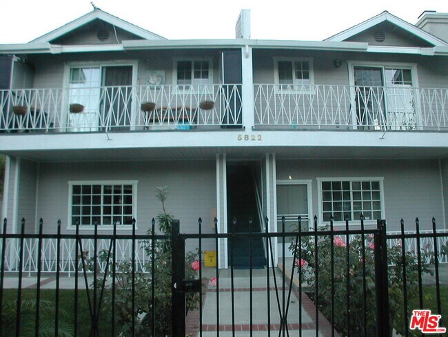 Foto del edificio - 5822 Harold Way