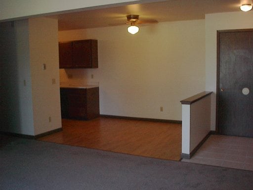 Building Photo - 537 Sherwood Ave