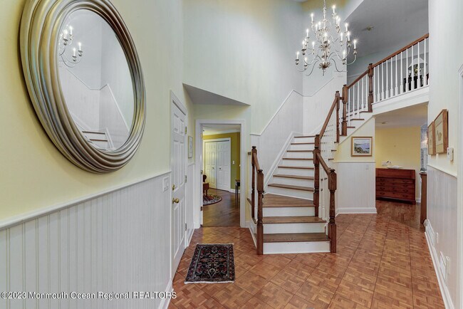 Foto del edificio - 180 Woods End Dr