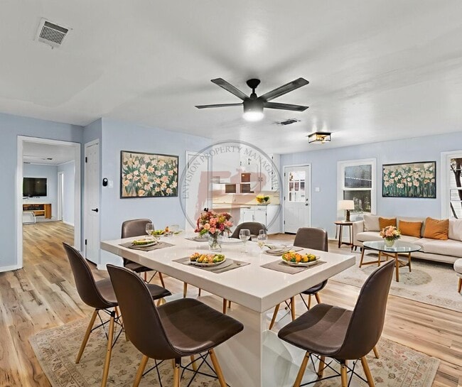 Foto del edificio - 828 N 43rd St