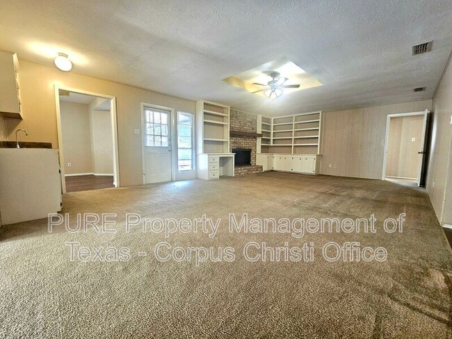 Foto del edificio - 2203 Live Oak Dr