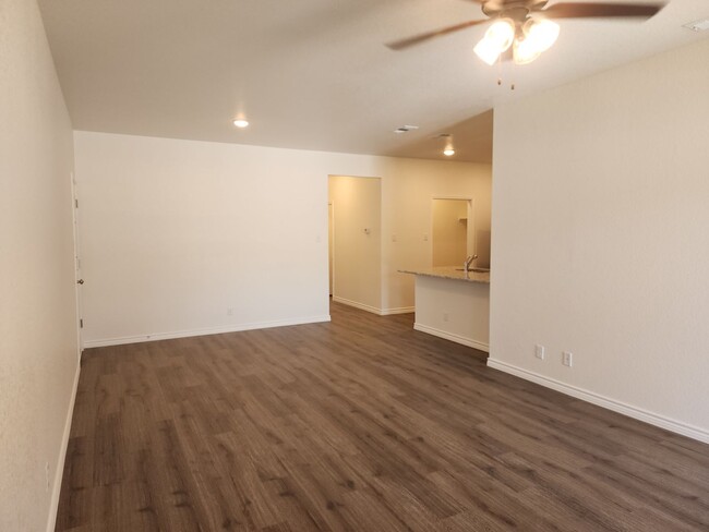 Building Photo - 3414 Abraham Dr