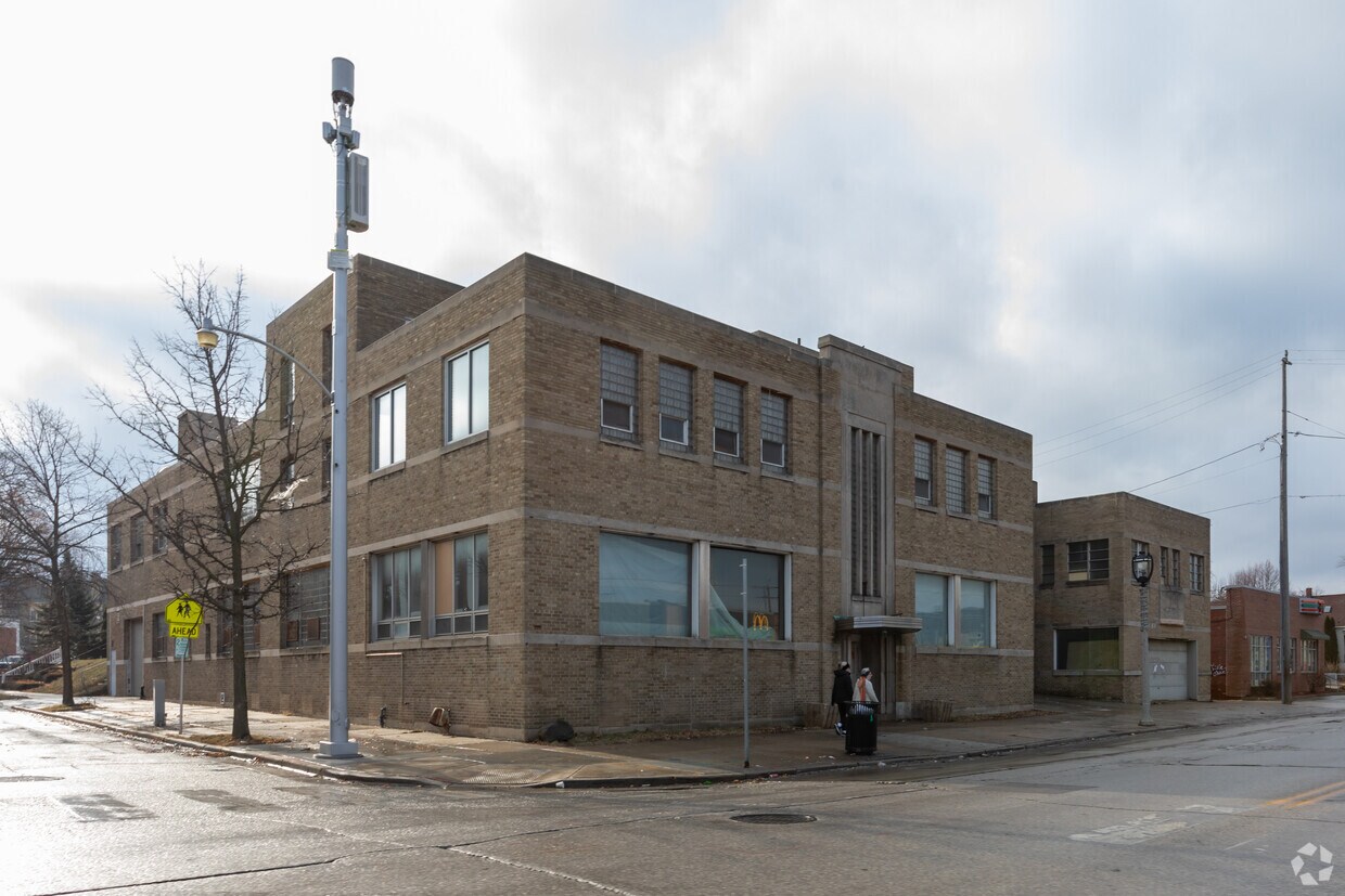 Dec 2022 - Sunset on North