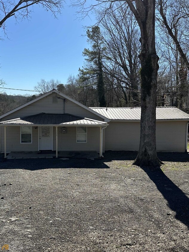 Primary Photo - 156 Clarks Bridge Rd