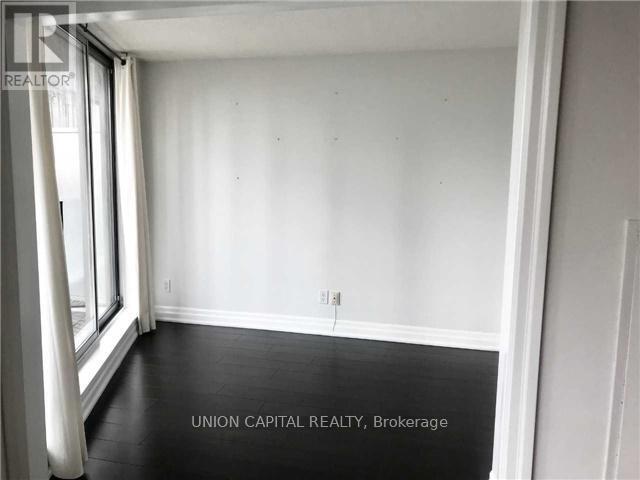 Building Photo - 650-650 Queens Quay W