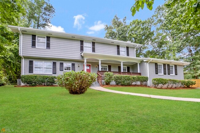 Building Photo - 4071 Williamsburg Dr
