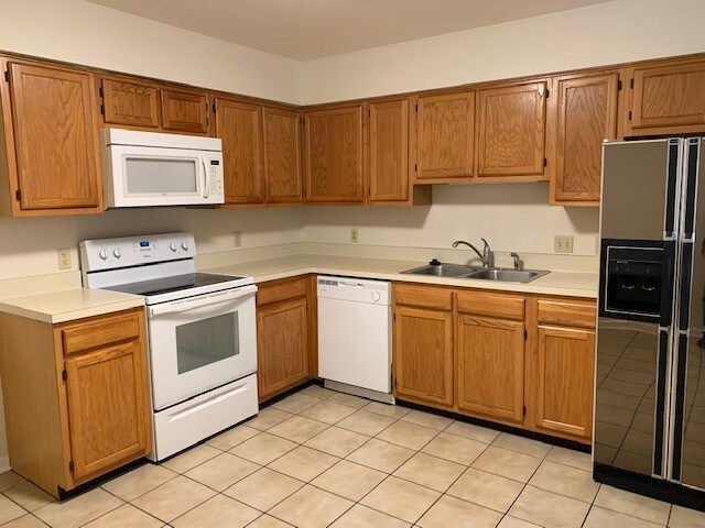 Building Photo - 135 Partridge Cir