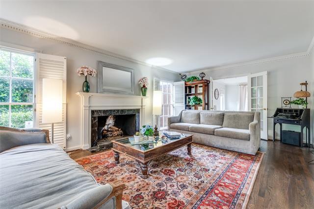 Foto del edificio - 4641 W Mockingbird Ln