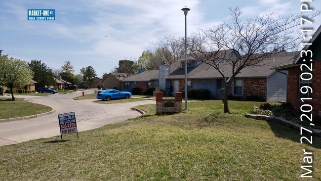 6840 Nw Willow Springs Dr Lawton Ok 73505 Townhouse For In Building Photo 6840 Nw Willow Springs Dr