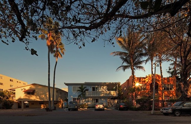Foto del edificio - 751 Meridian Ave