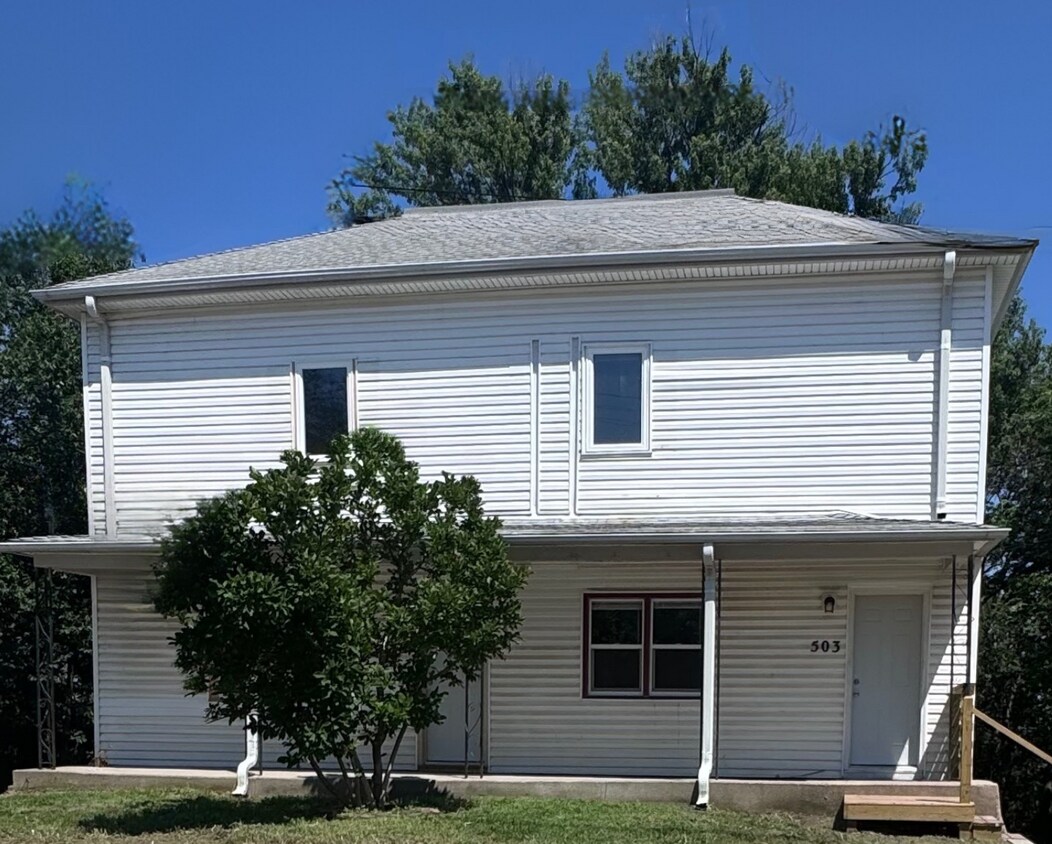 Primary Photo - 503 S 1st St