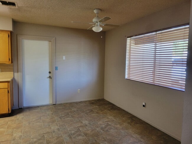 Building Photo - Apply Now!