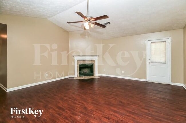 Building Photo - 165 Fairclift Dr