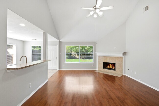 Building Photo - 21731 Chanas Ct