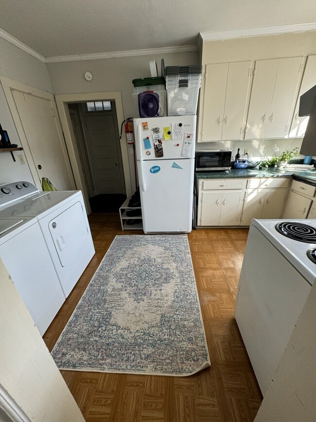 Building Photo - 616 Pickens St