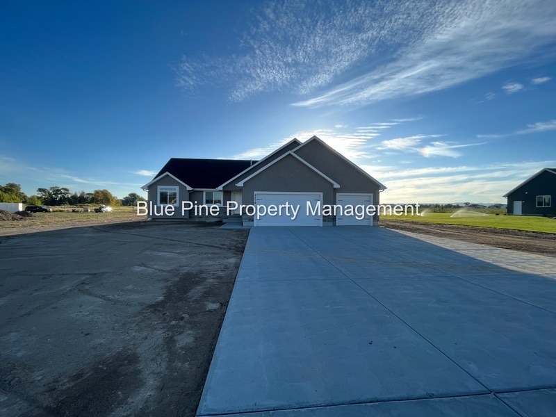 4279 E Blackstone Dr, Rigby, ID 83442 House Rental in Rigby, ID