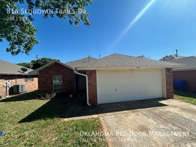 Building Photo - 816 Sequoyah Trail