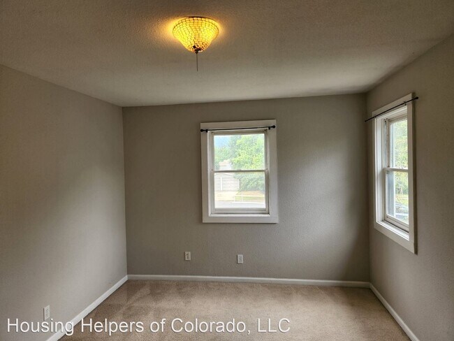 Foto del edificio - 3 br, 2 bath House - 2512 Mapleton Avenue #B