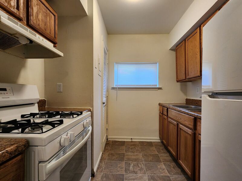 1902 Warren Ave Unit B, Hopewell, VA 23860 Condo for Rent in Hopewell